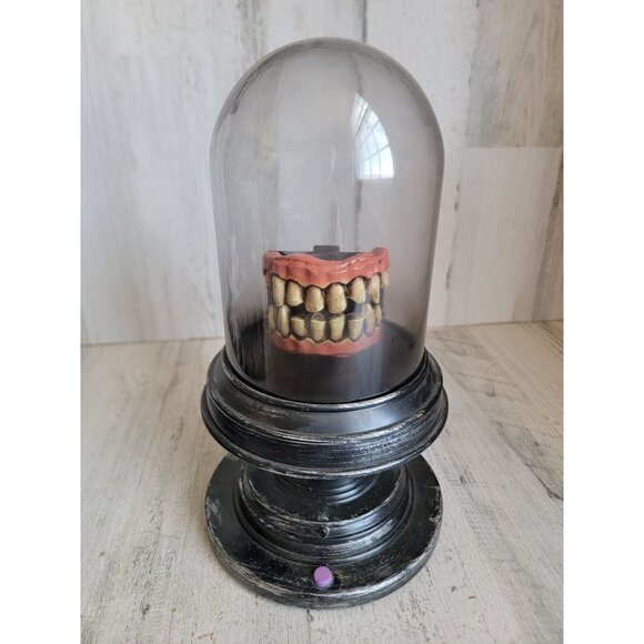 Gemmy teeth animated chattering Halloween home decor prop - Picture 1 of 8